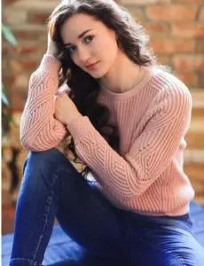 Elite escort service in Sikta for home and hotel visits